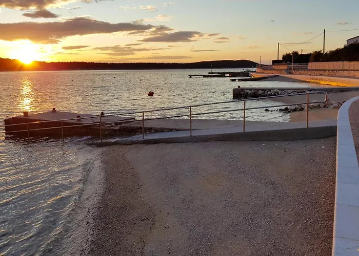 Beautiful In Rab Lägenhet